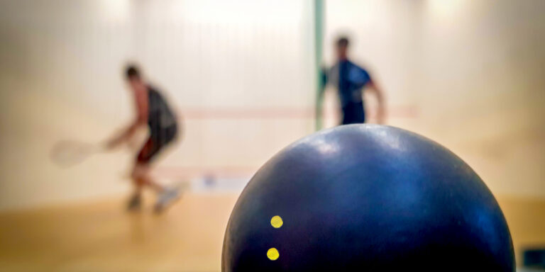 Giocatori di squash in campo